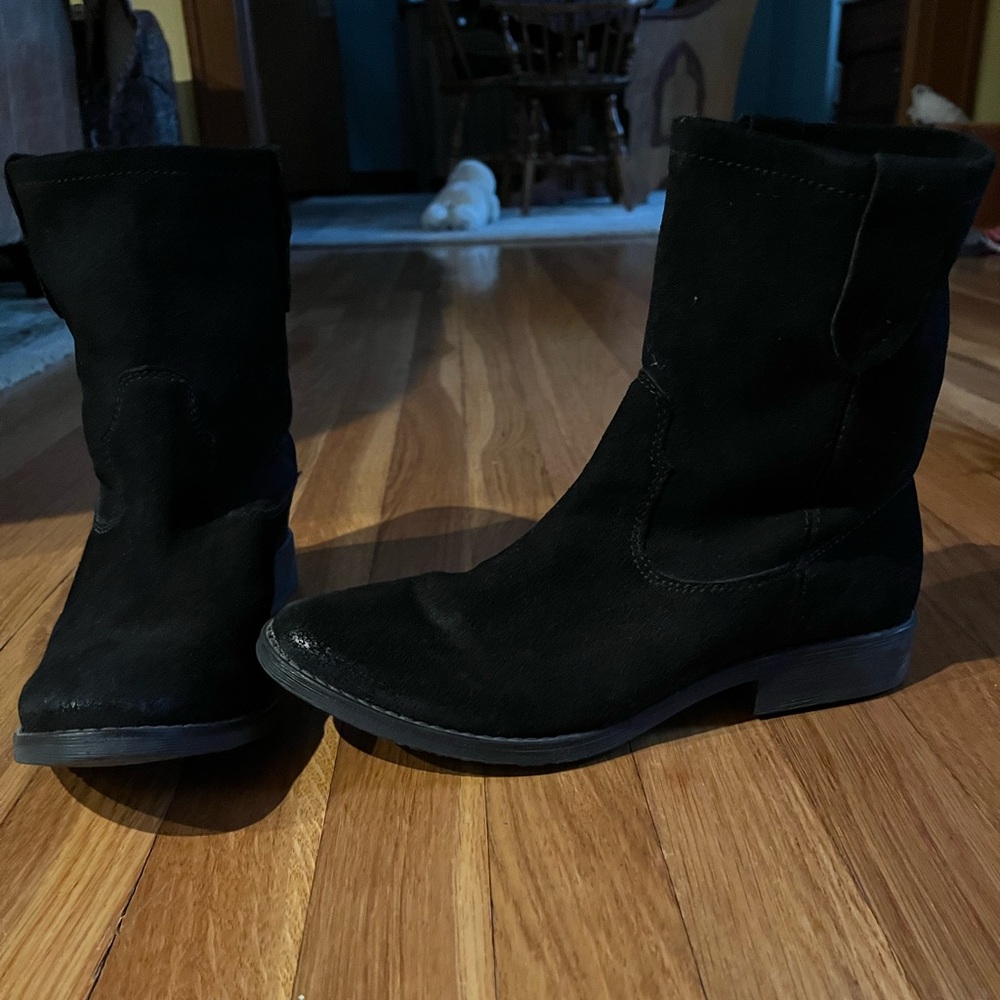Black leather zigi cannoli size 9m